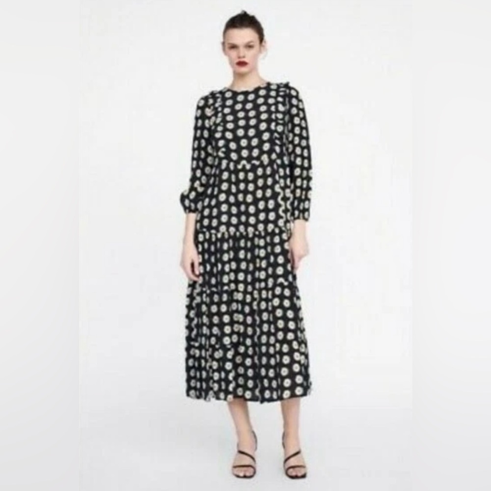 Zara Black Daisy Print Tiered Maxi Gina Dress white black yellow ruffle Small